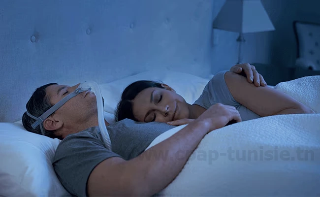 masque P10 ! homme et femme dorment